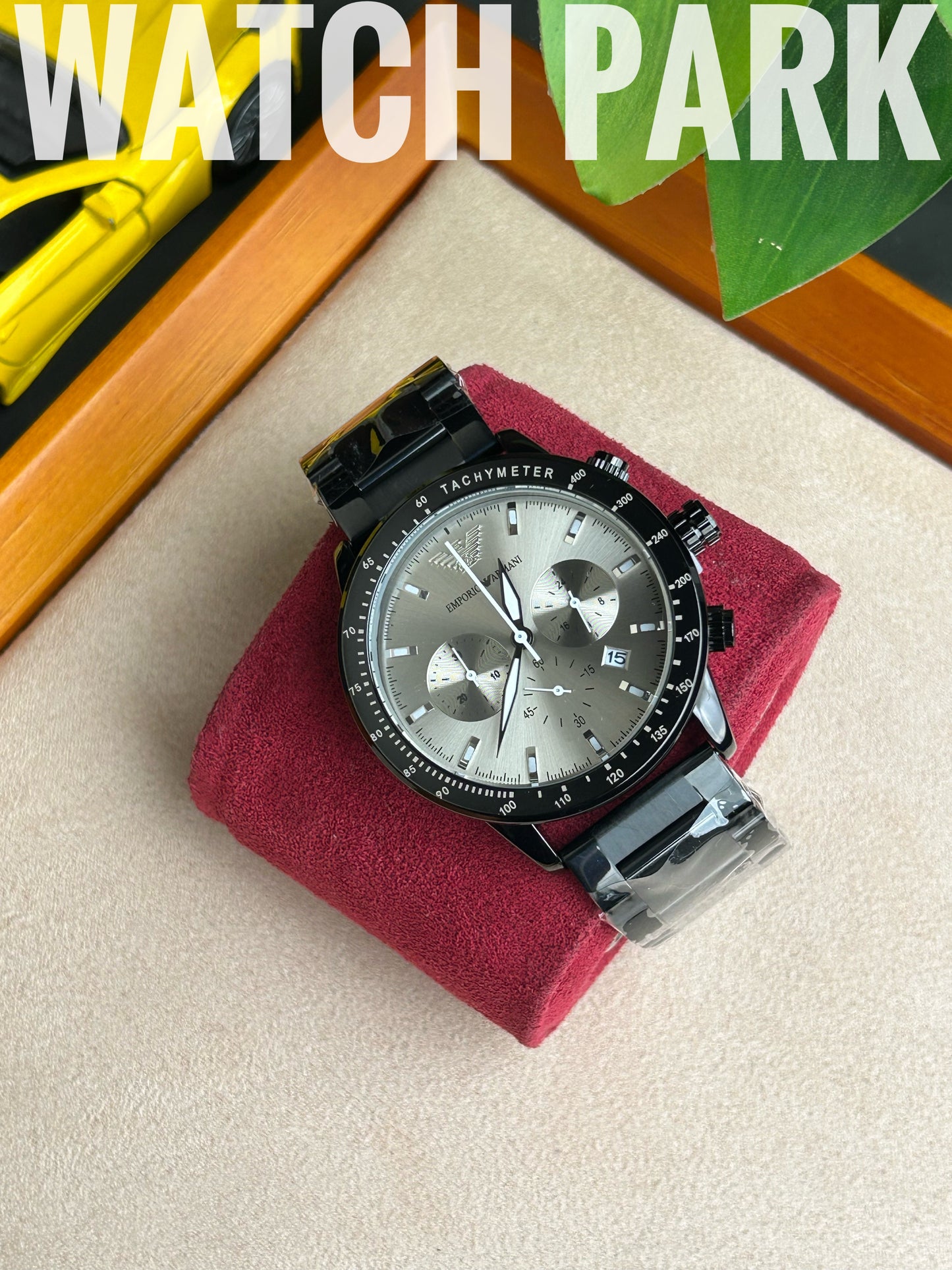 Emporio Armani - Champagne Sunray dial - Black chain - Chronograph