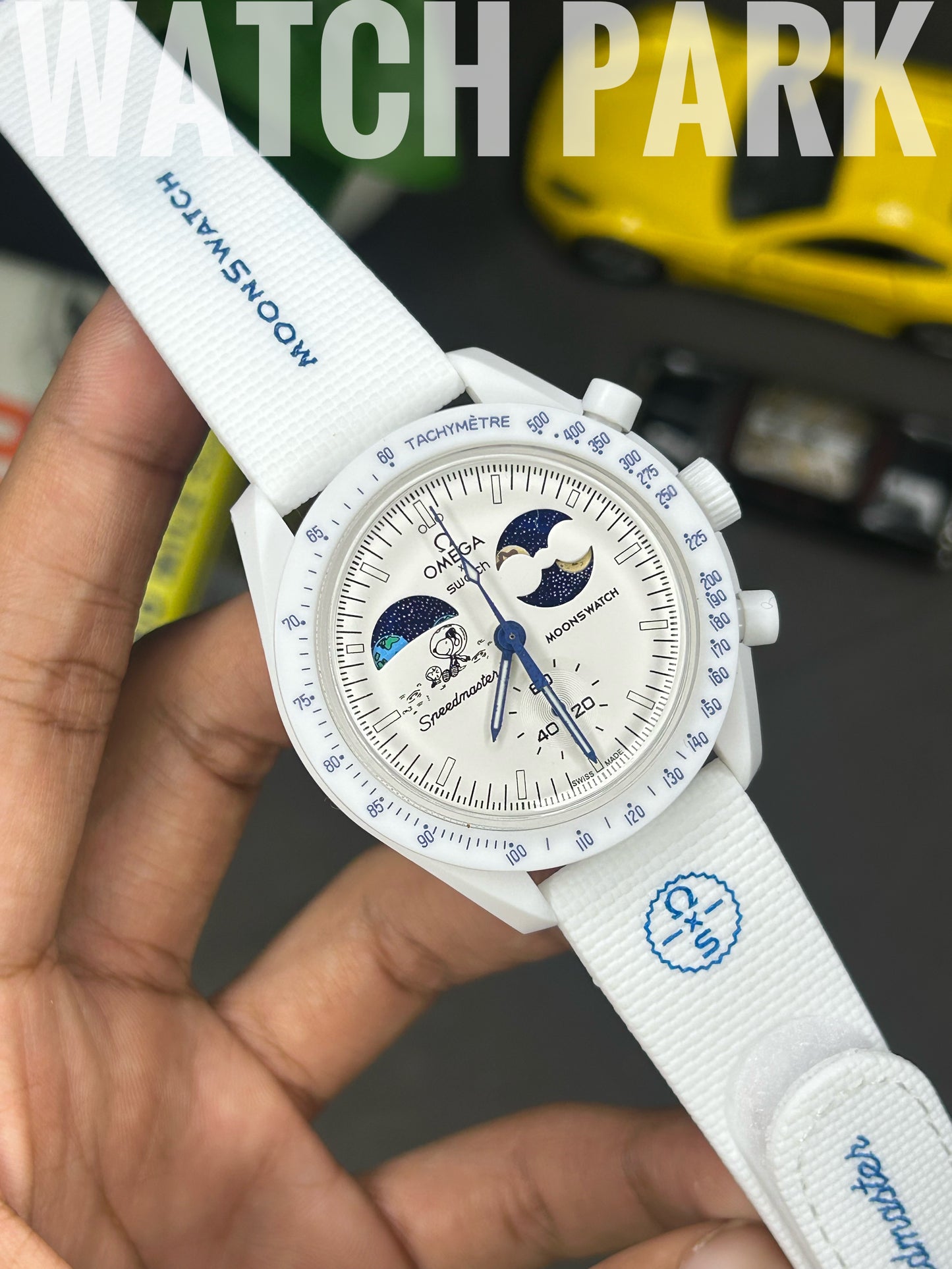 Omega x Swatch MoonSwatch - Snoopy White