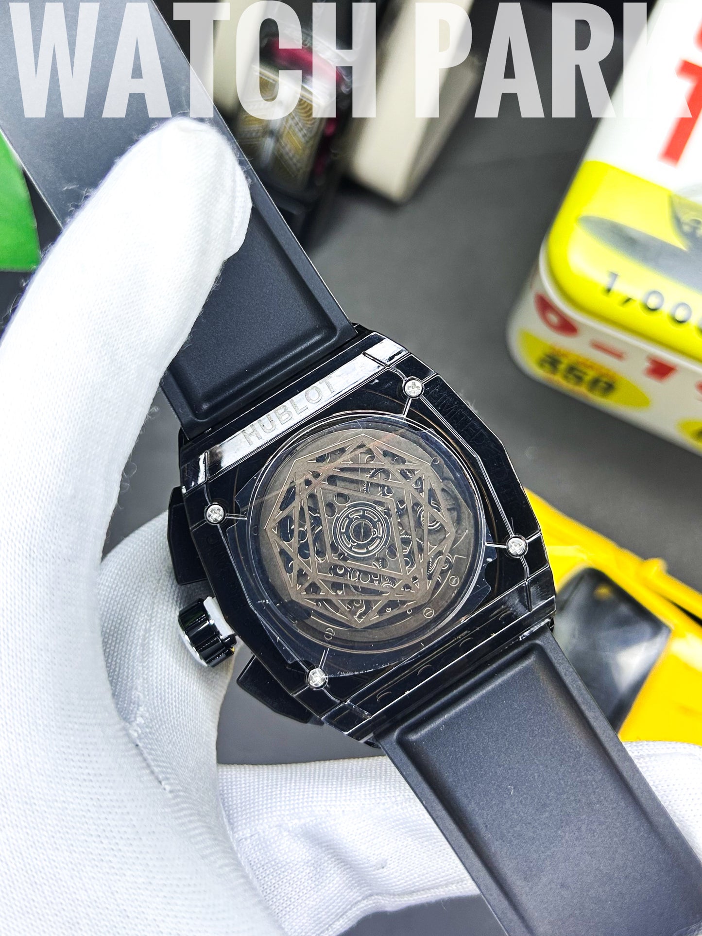 Street watch - Hublot - Black Transparent