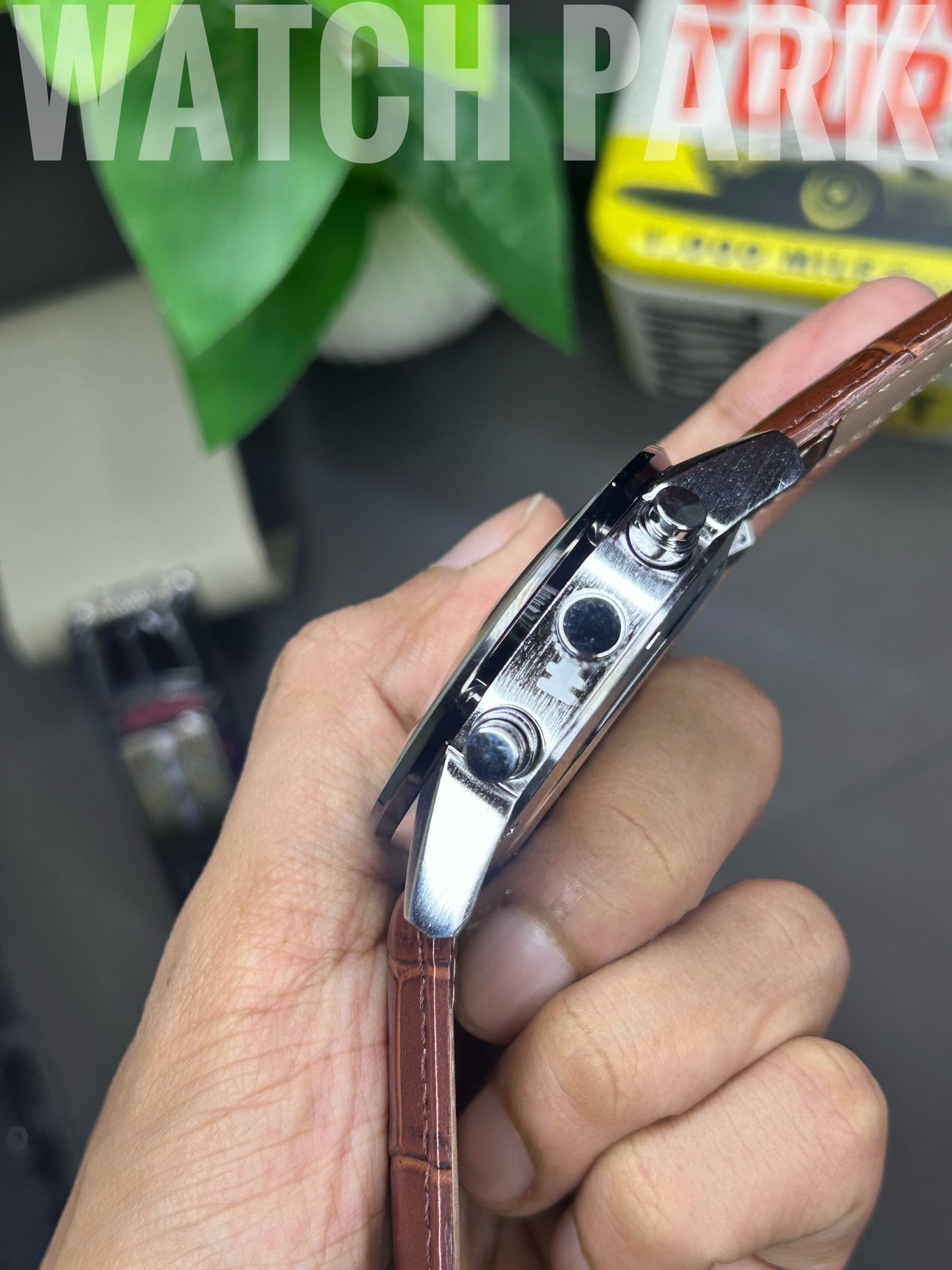 TAG Heuer Carrera Chronograph - White dial - Silver sub dial - Brown belt