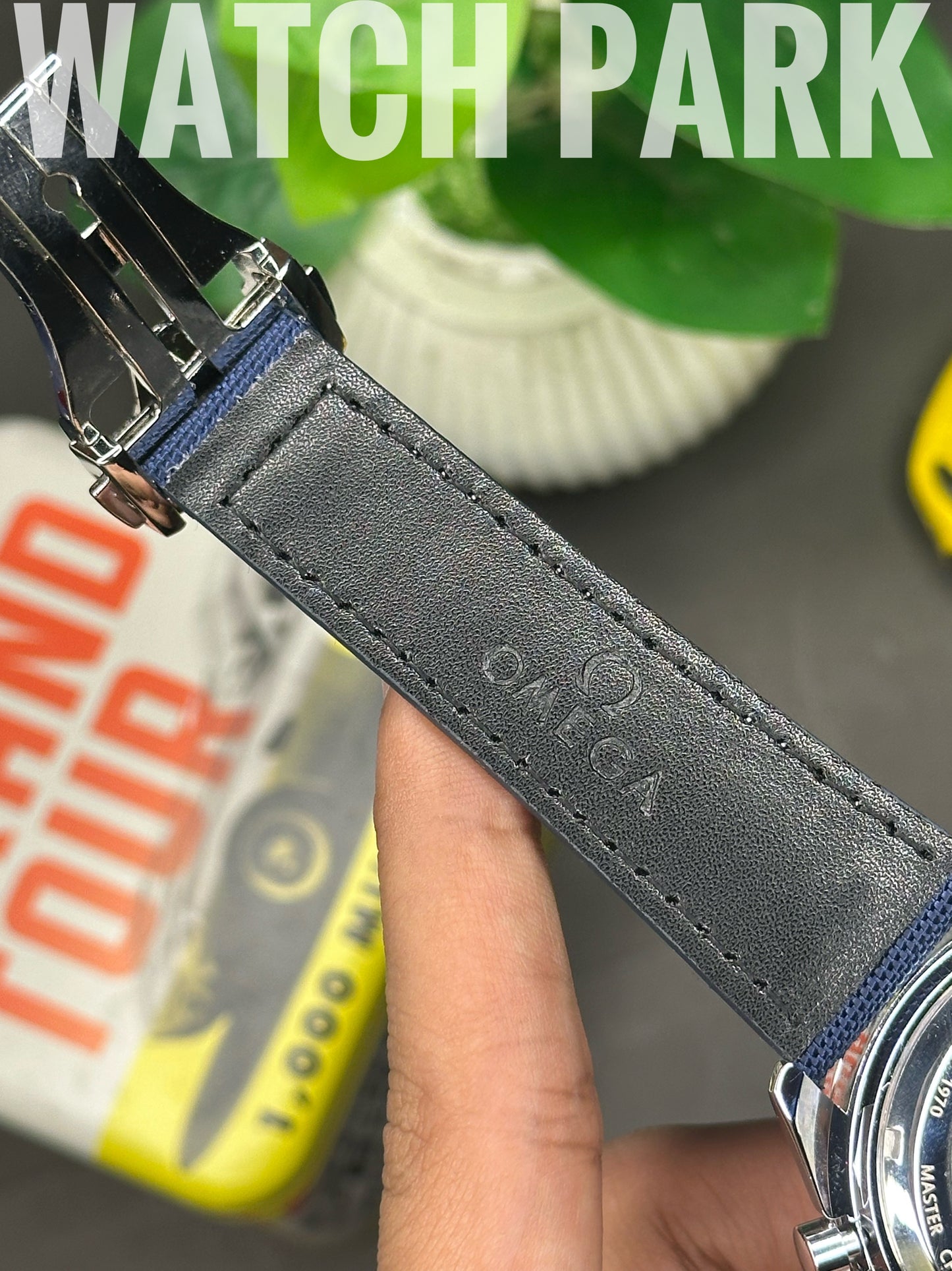 Executive watch - Omega - White edition - Blue strap