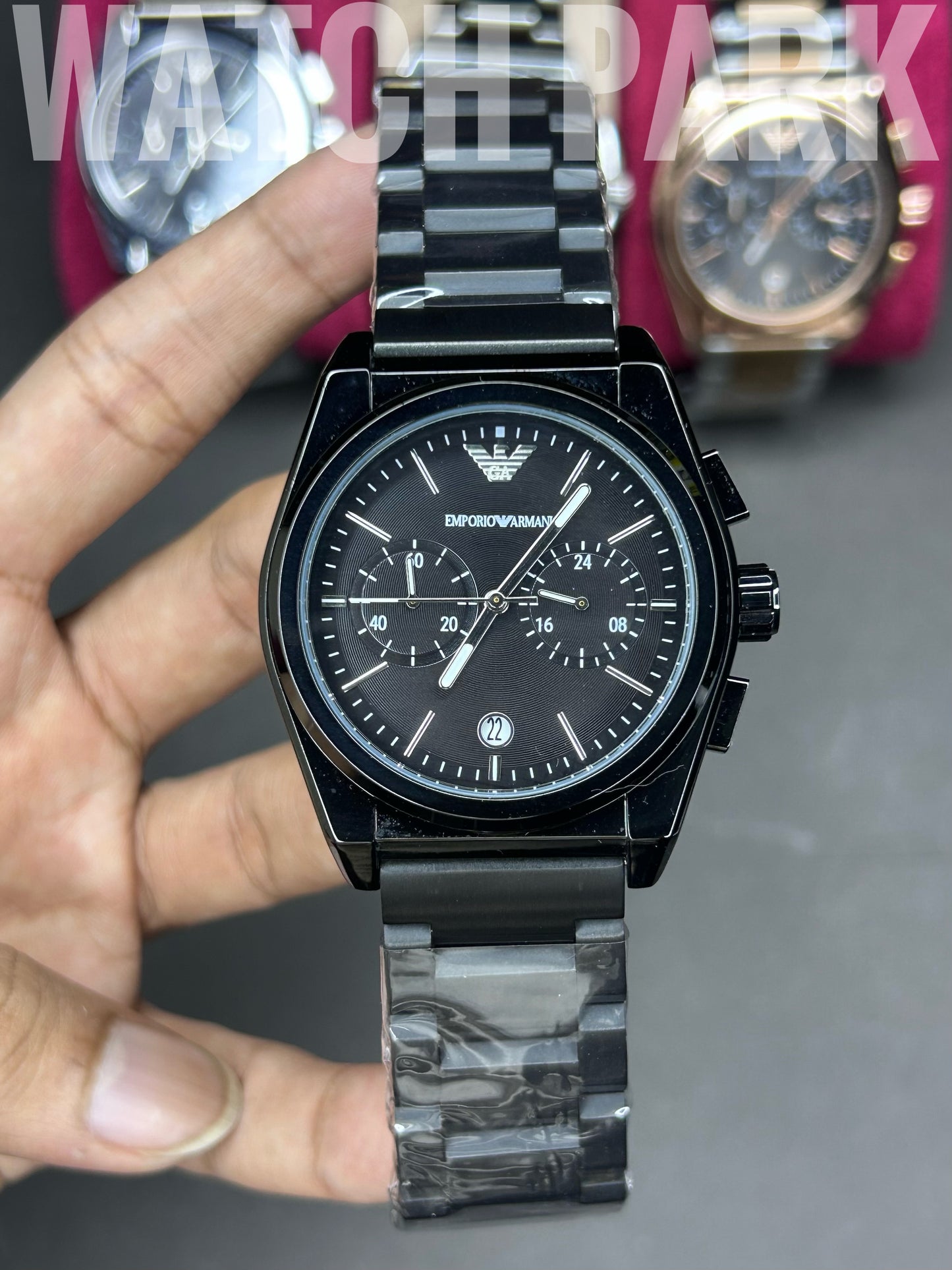 Emporio Armani - Chronograph - Black dial Edition - Black chain