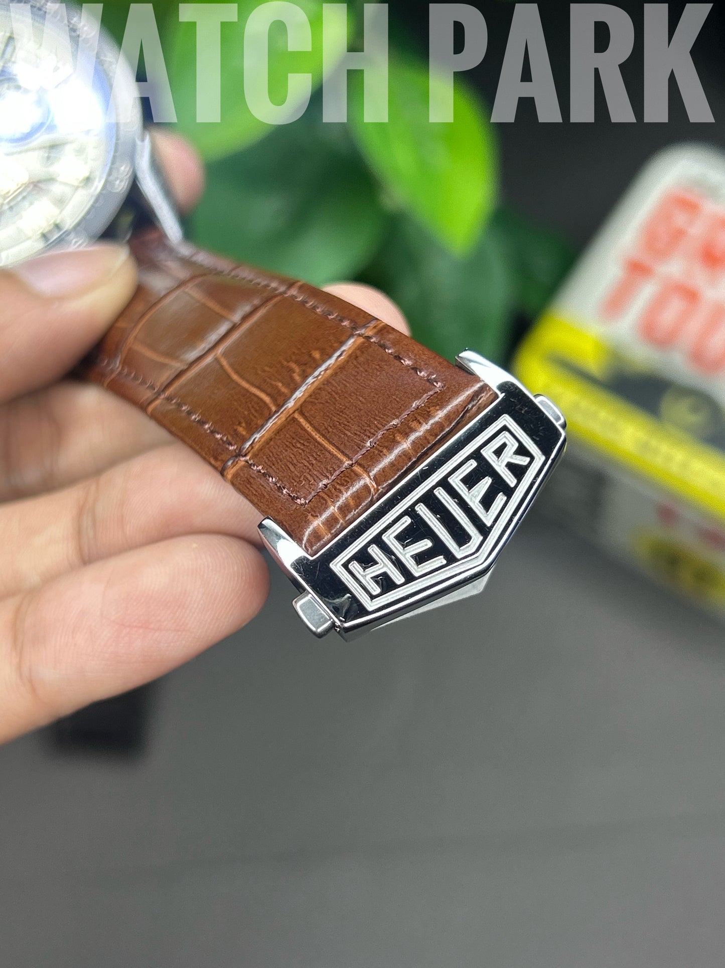 TAG Heuer Carrera Chronograph - White dial - Silver sub dial - Brown belt