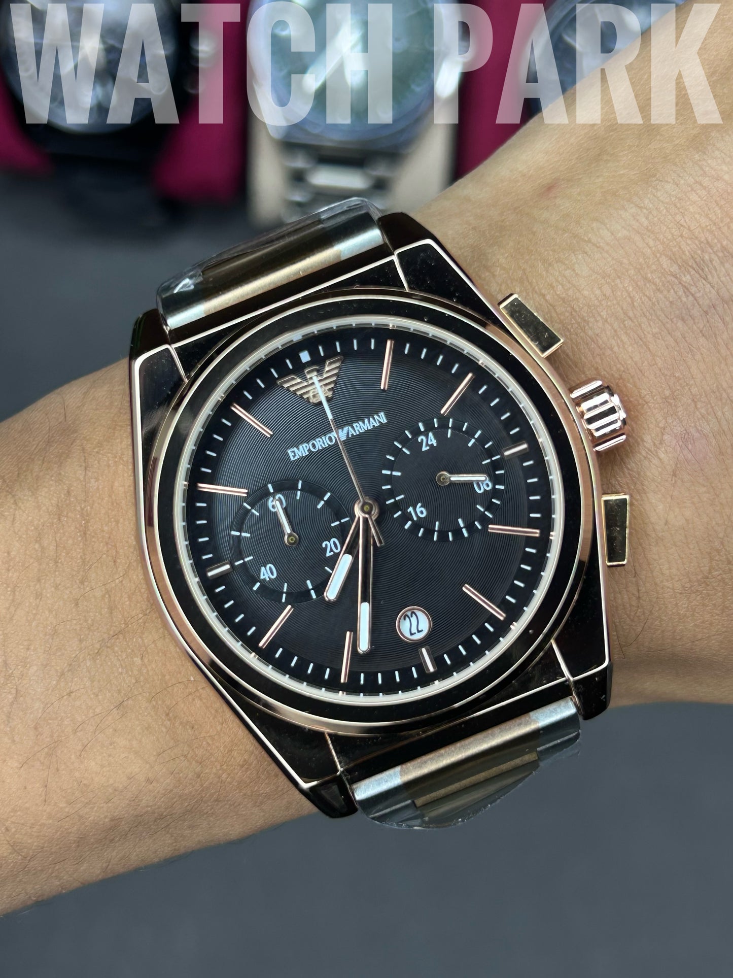 Emporio Armani - Chronograph - Black dial Edition - Rose Gold chain