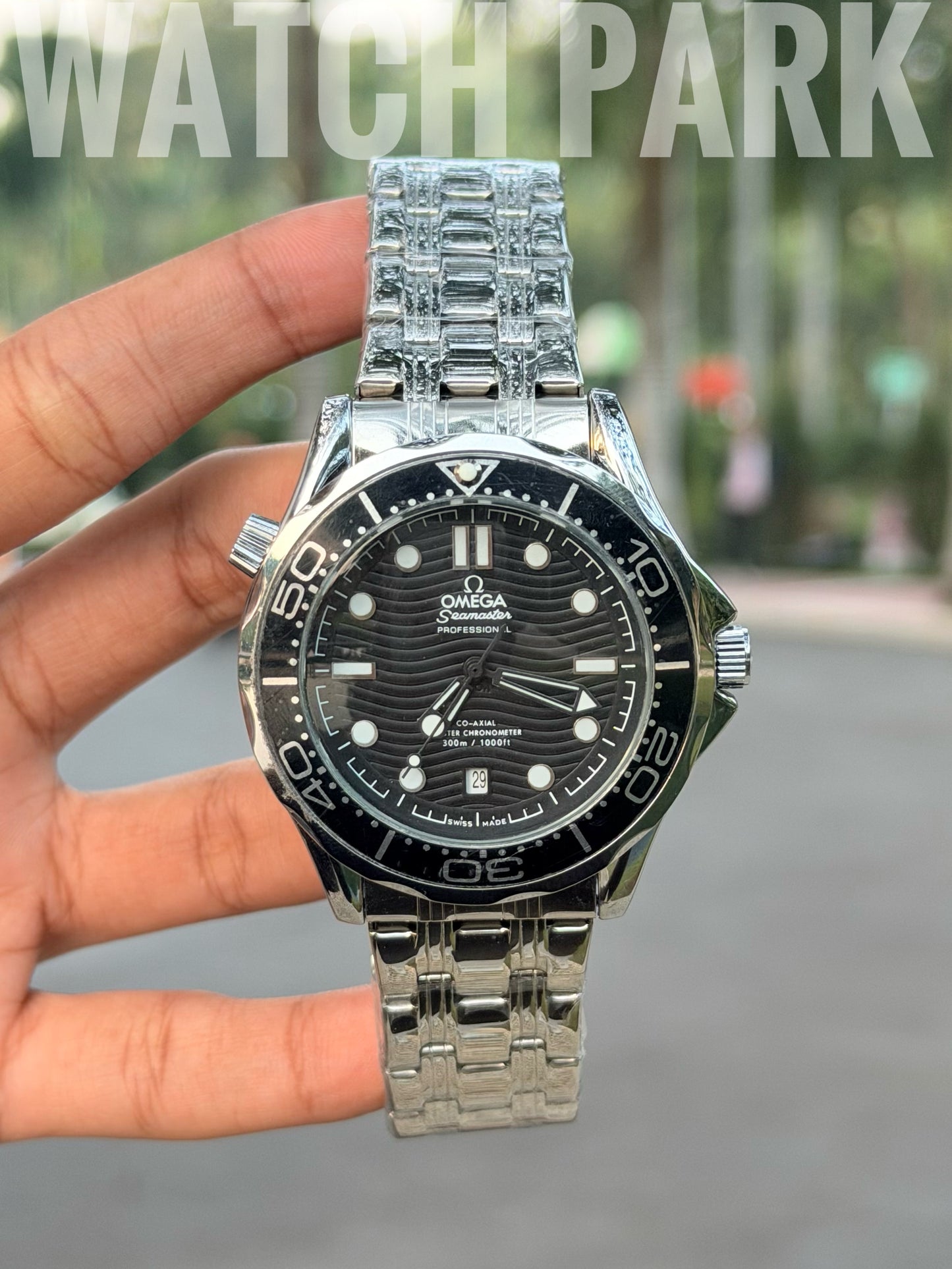 Omega - Seamaster Diver 300M - Black dial - Automatic