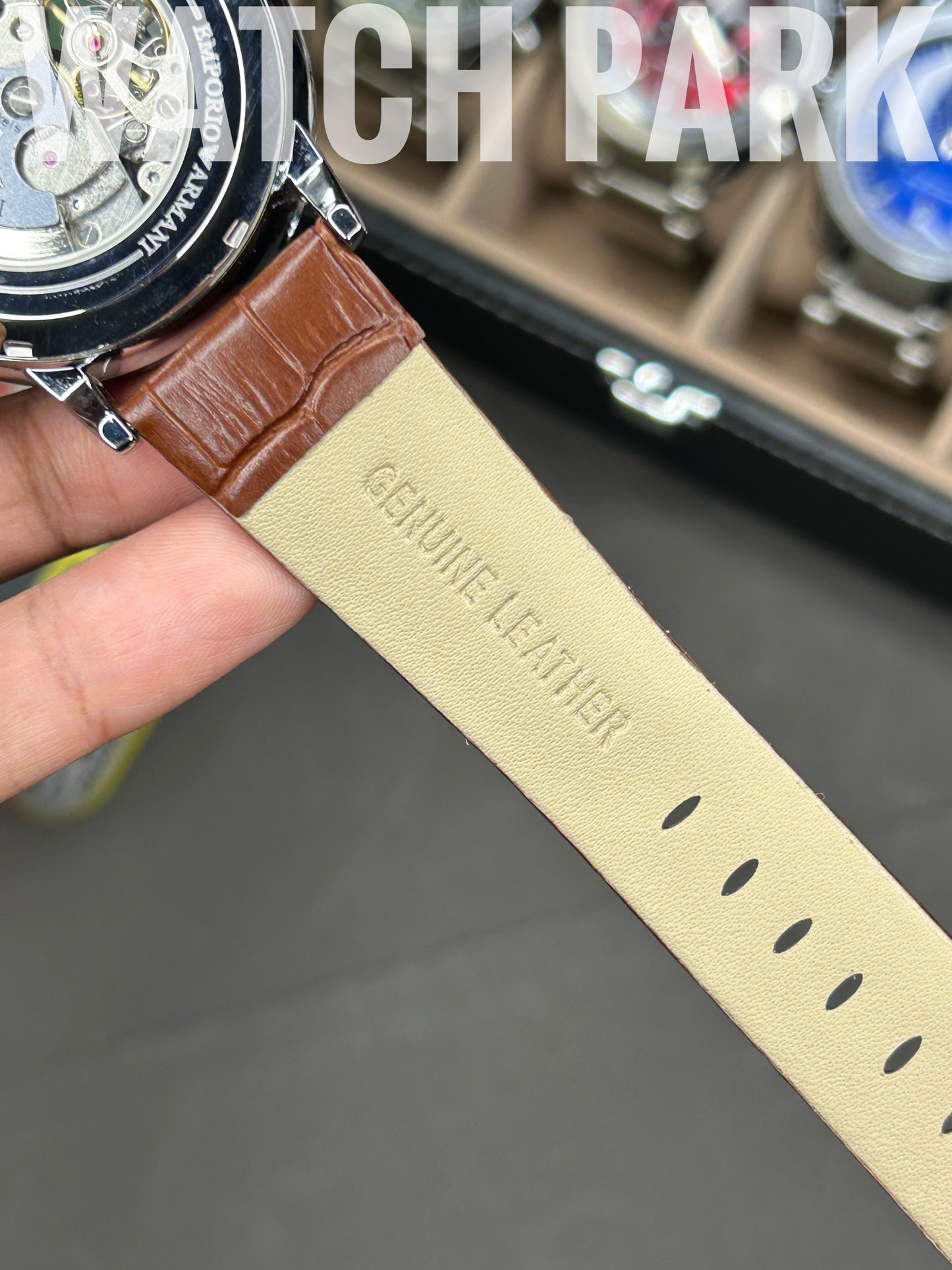 Emporio Armani - Automatic - White dial - Brown strap