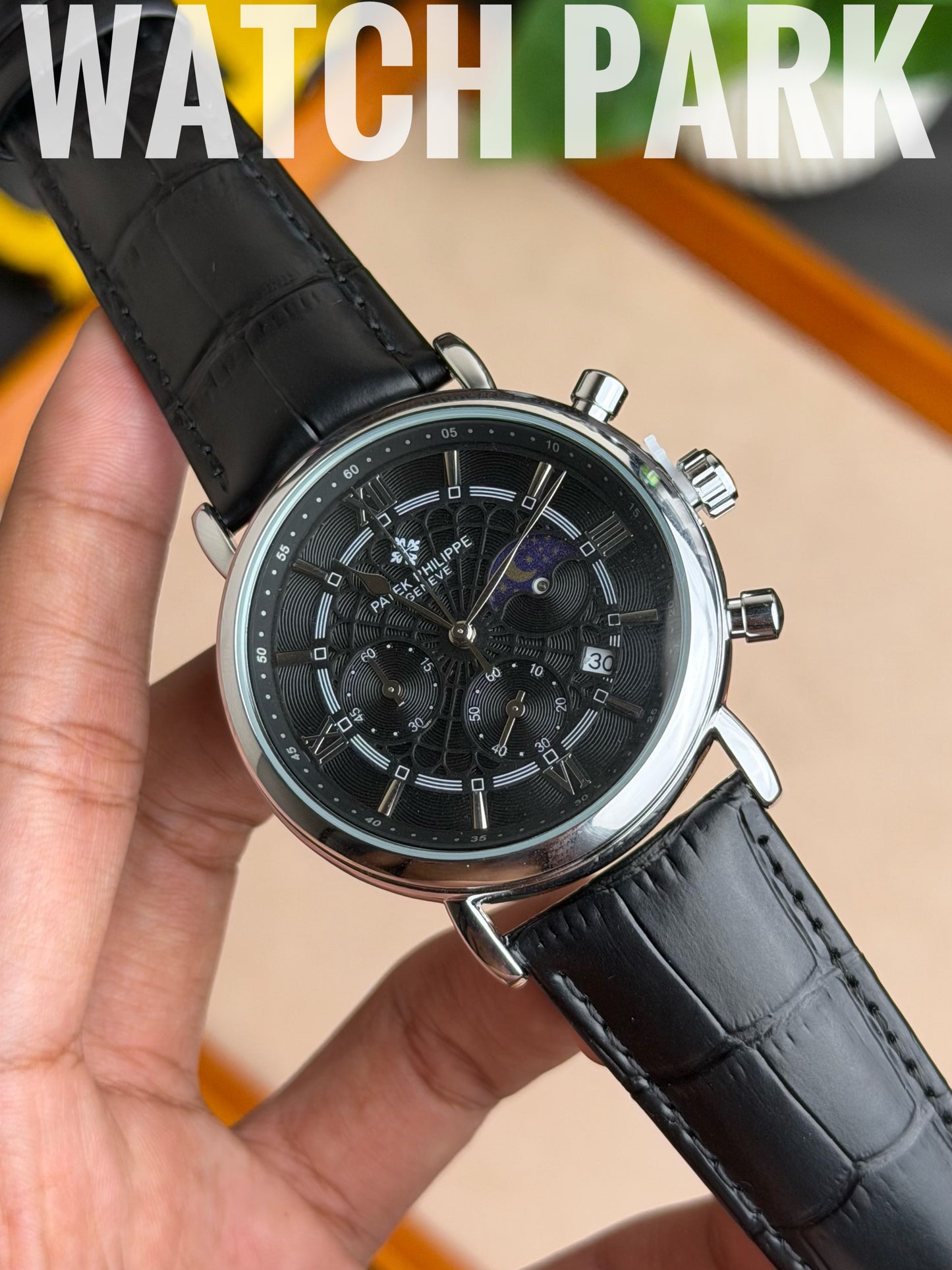 Patek Philippe - Moon phase - Black edition - Black belt