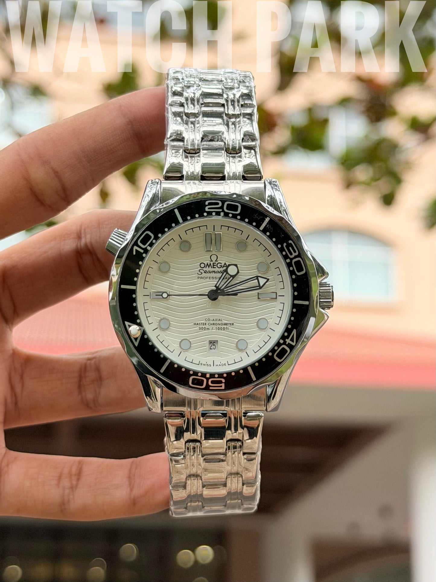 Omega - Seamaster Diver 300M - White dial - Automatic