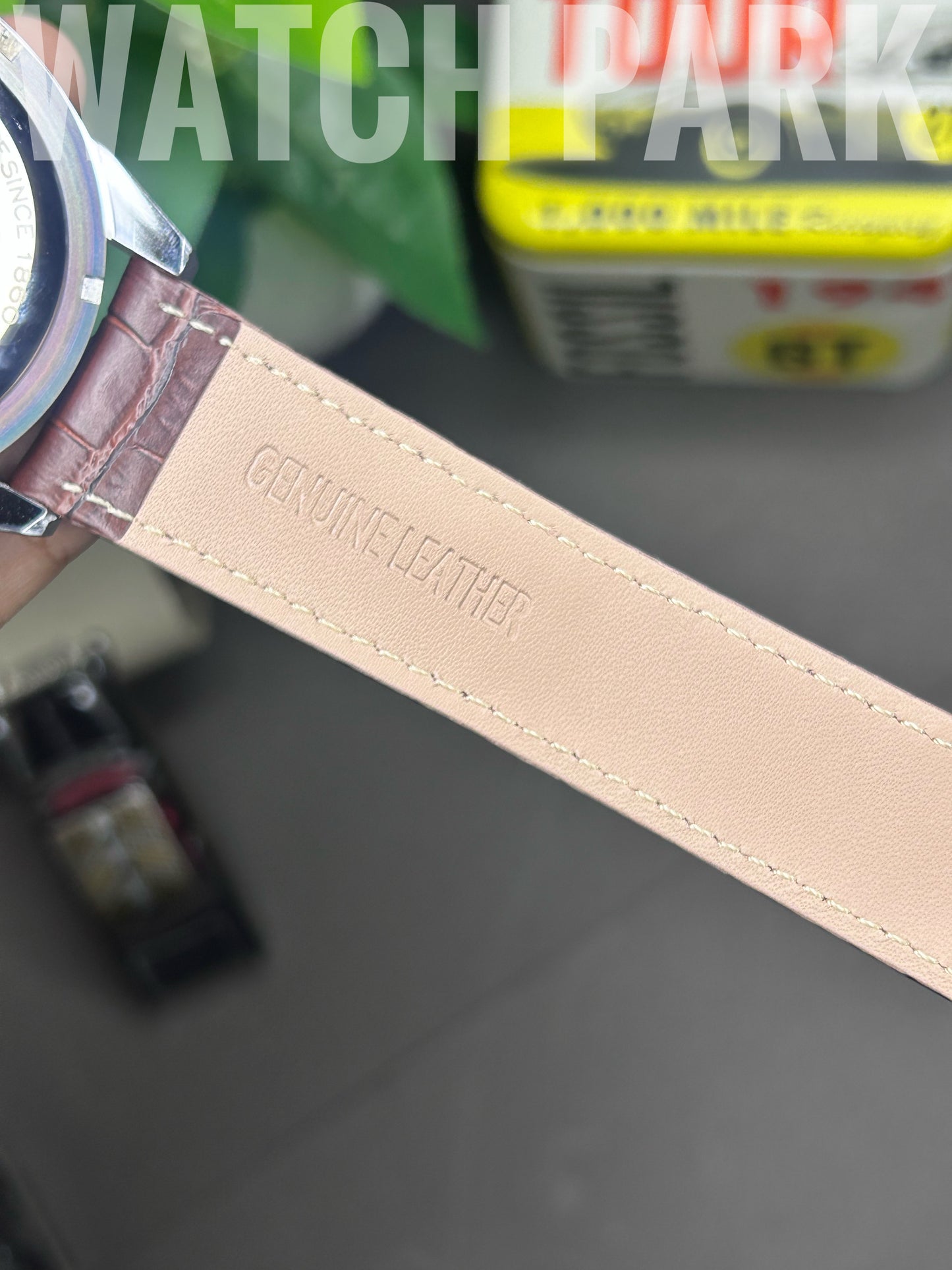 TAG Heuer Carrera Chronograph - White dial - Silver sub dial - Brown belt