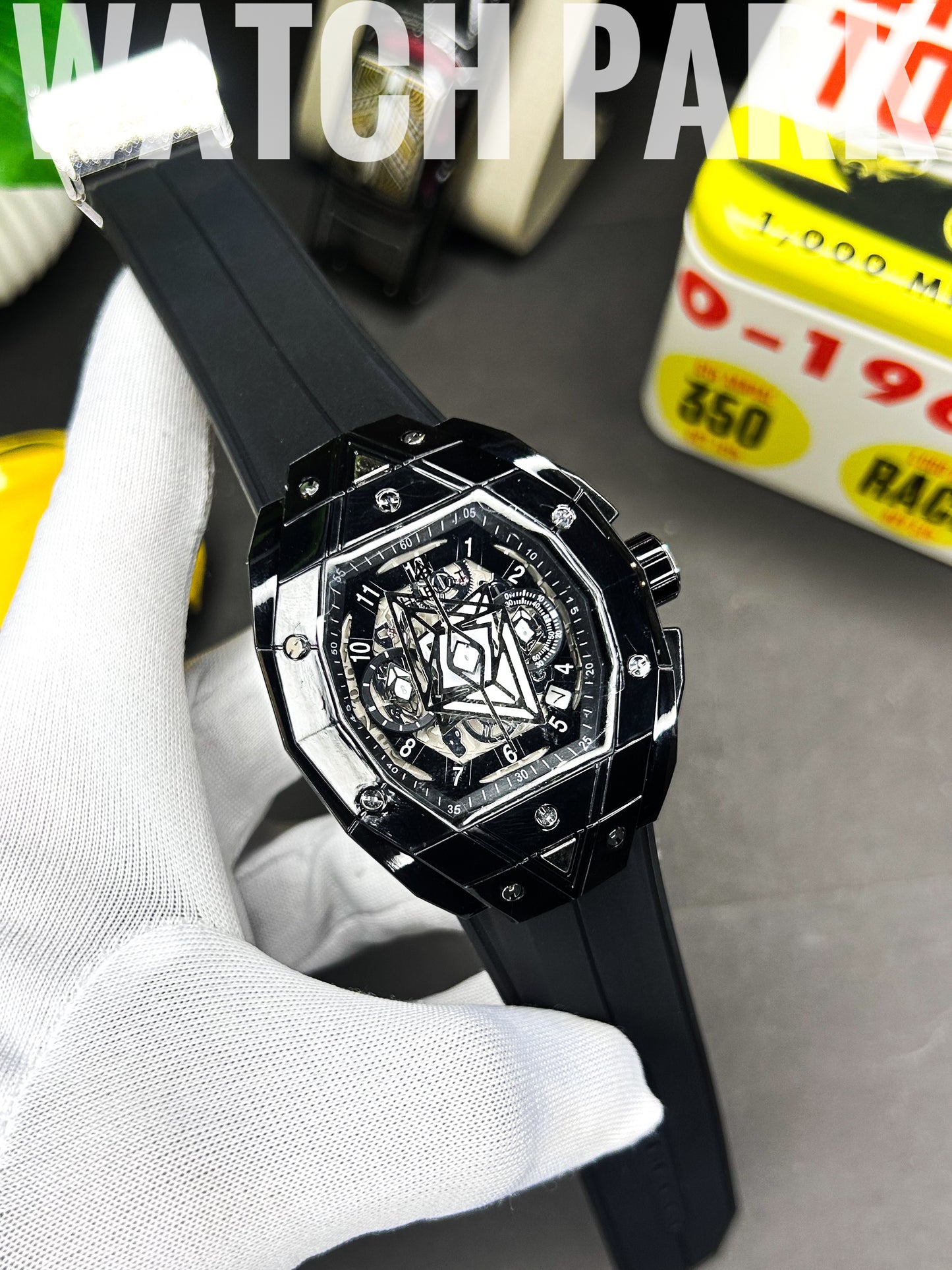 Street watch - Hublot - Black Transparent