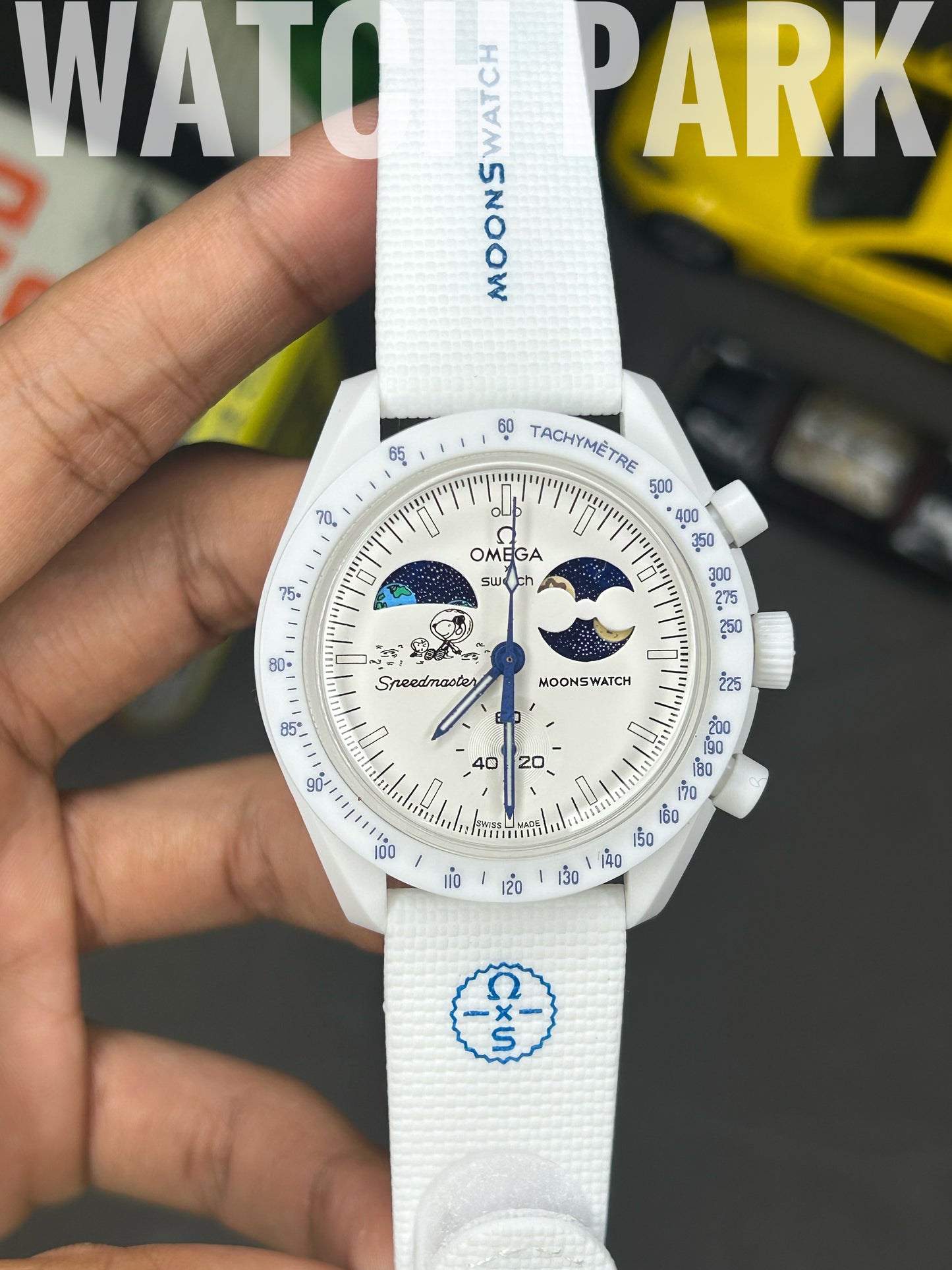 Omega x Swatch MoonSwatch - Snoopy White