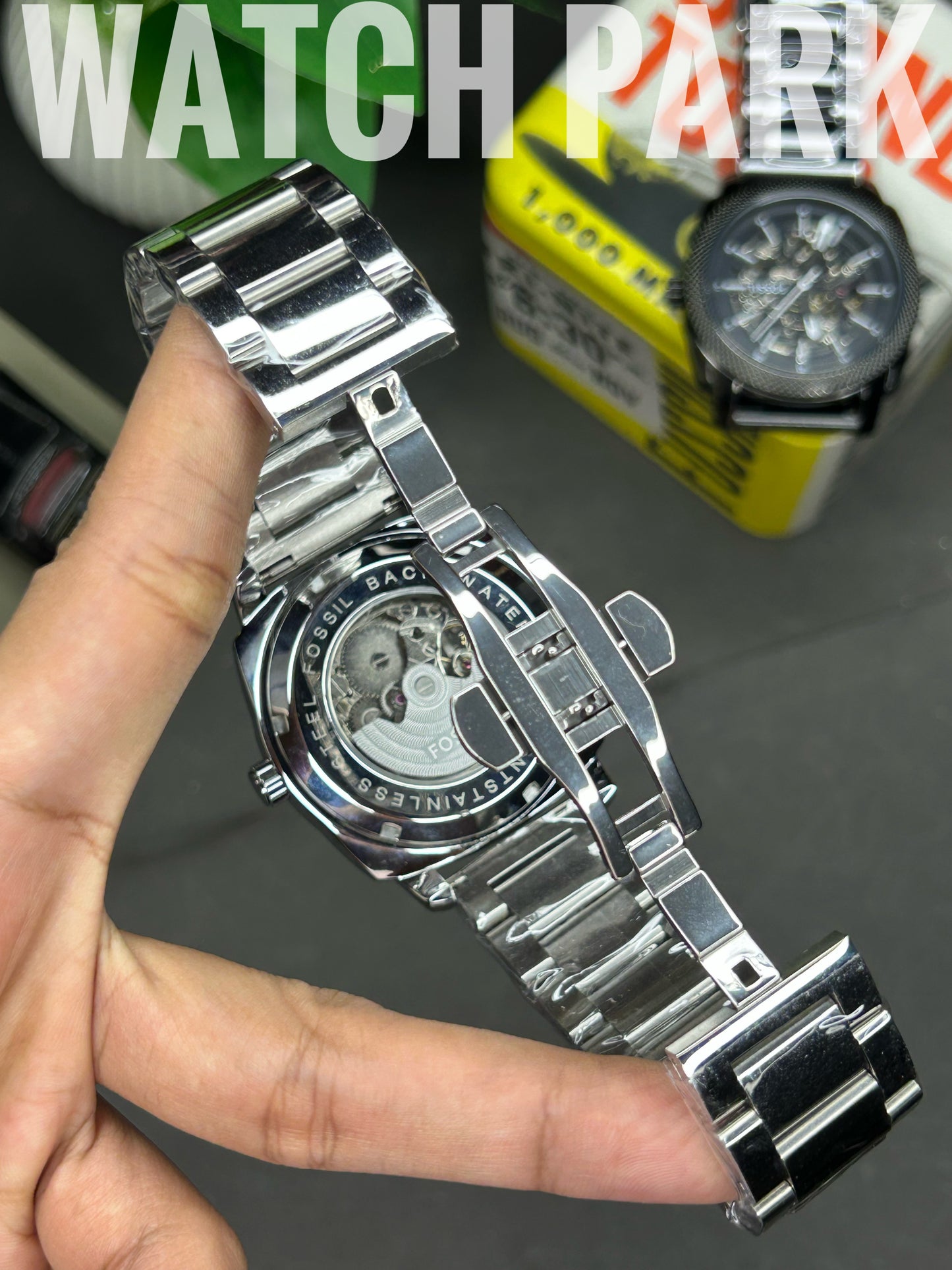 Fossil Machine - Black edition - Silver chain - Automatic