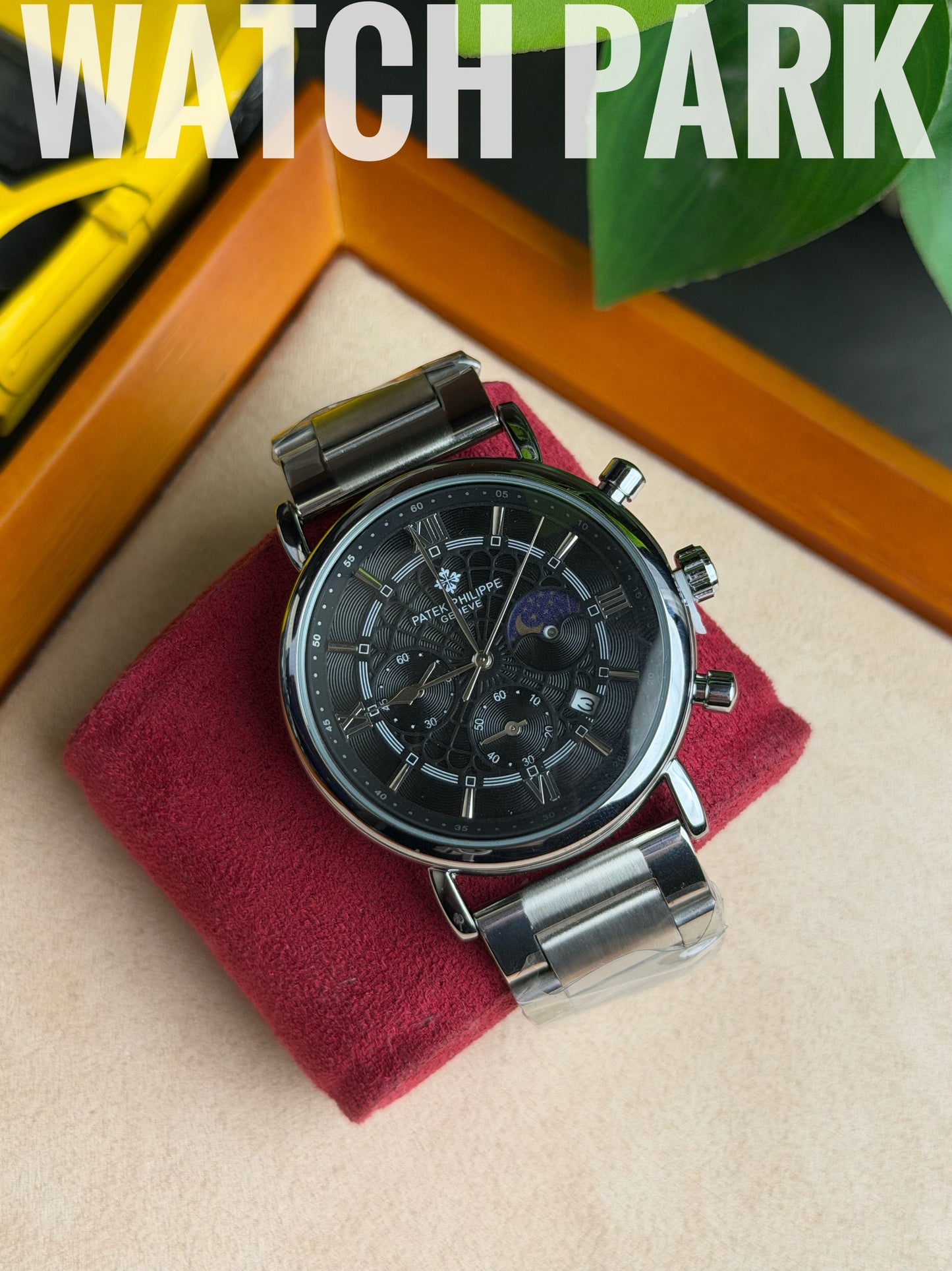 Patek Philippe - Moon phase - Black edition - Silver chain