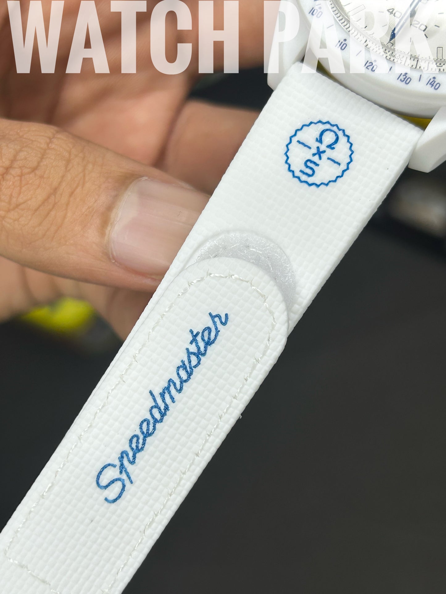 Omega x Swatch MoonSwatch - Snoopy White