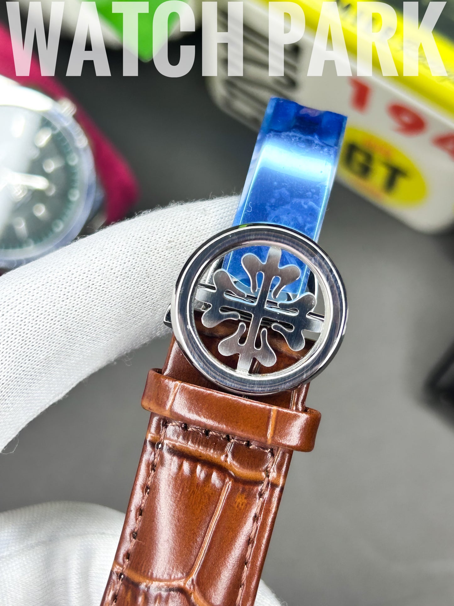 Executive watch - Patek - Automatic - Skeleton - White edition & Silver - Brown belt