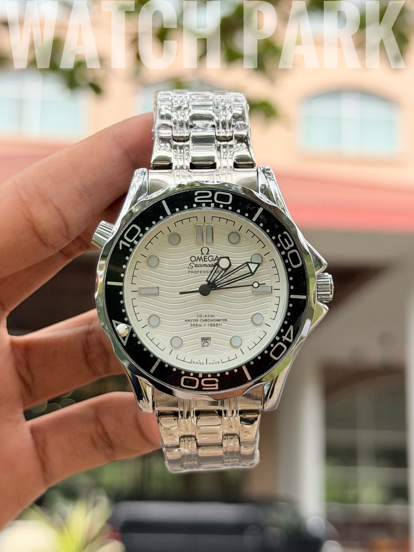 Omega - Seamaster Diver 300M - White dial - Automatic