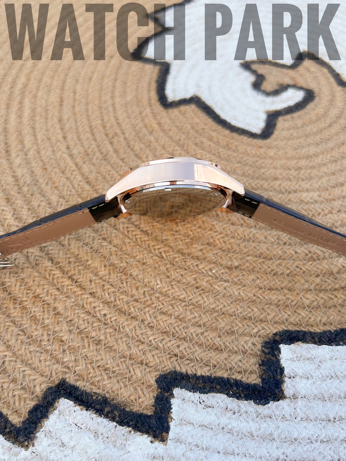 Executive Watch - Tag Heuer - Black dial edition - Rose gold body - Black belt - Chronograph