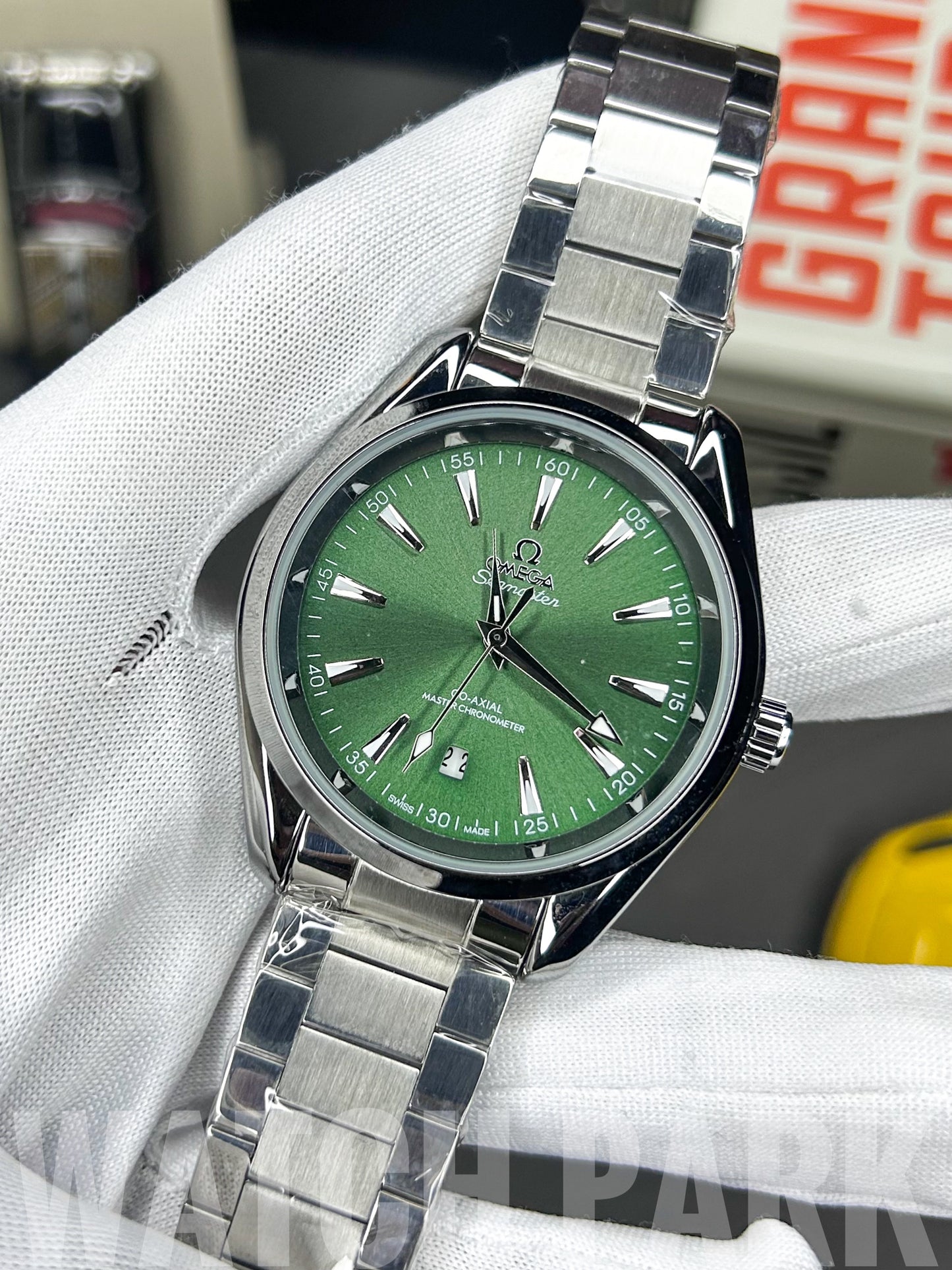 Rich watch - Omega - Seamaster - Aqua Terra Green edition - Silver chain