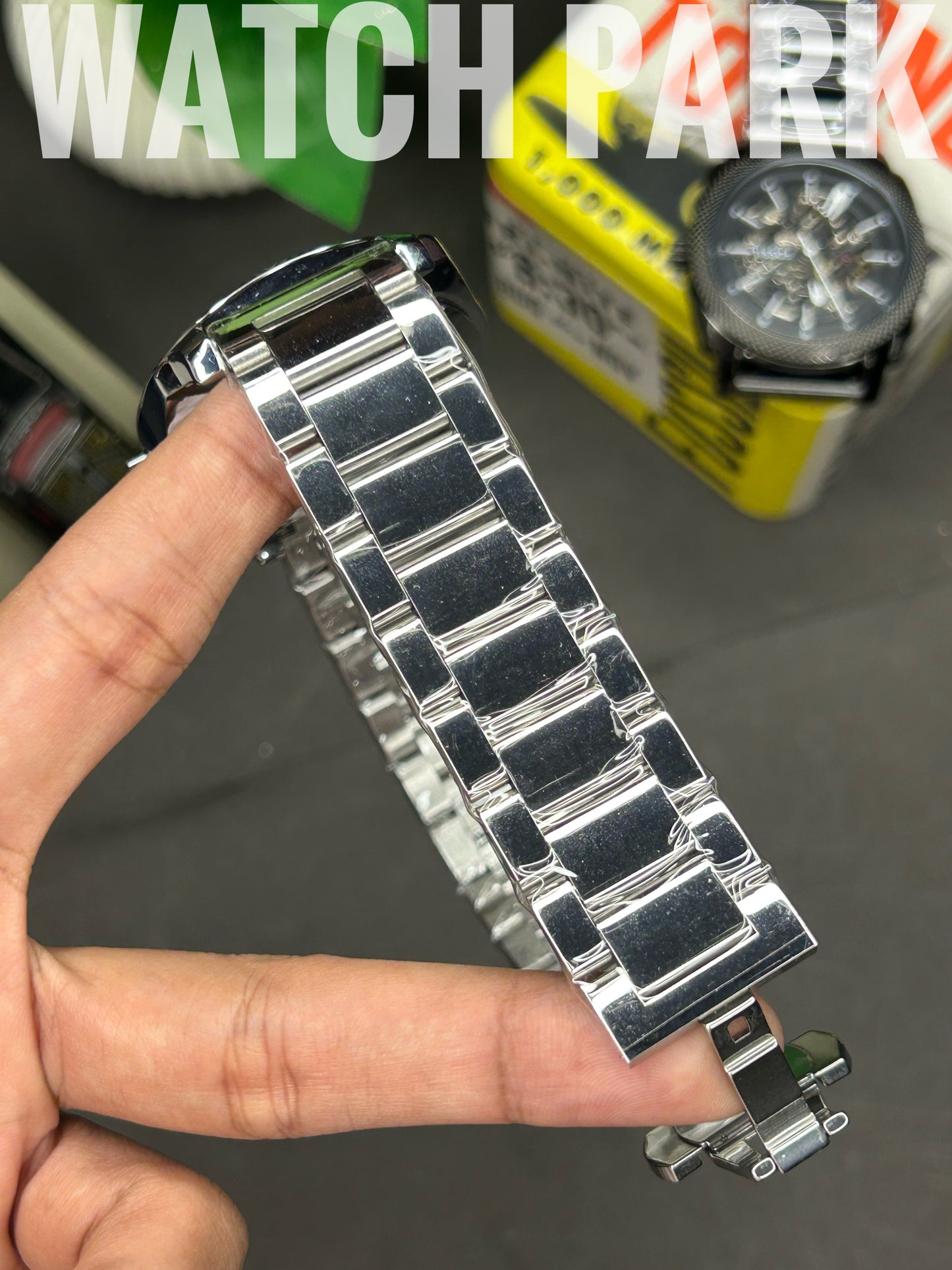 Fossil Machine - Black edition - Silver chain - Automatic